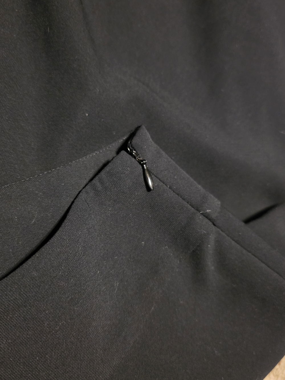 Pendleton Black A-Line Midi Skirt Women’s Size 8 Classic Minimalist Office - Picture 3 of 5